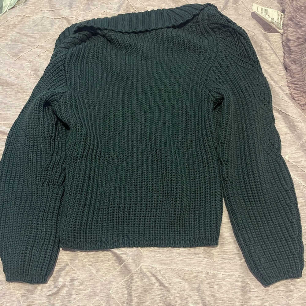 Sweater - Picture 2 of 2